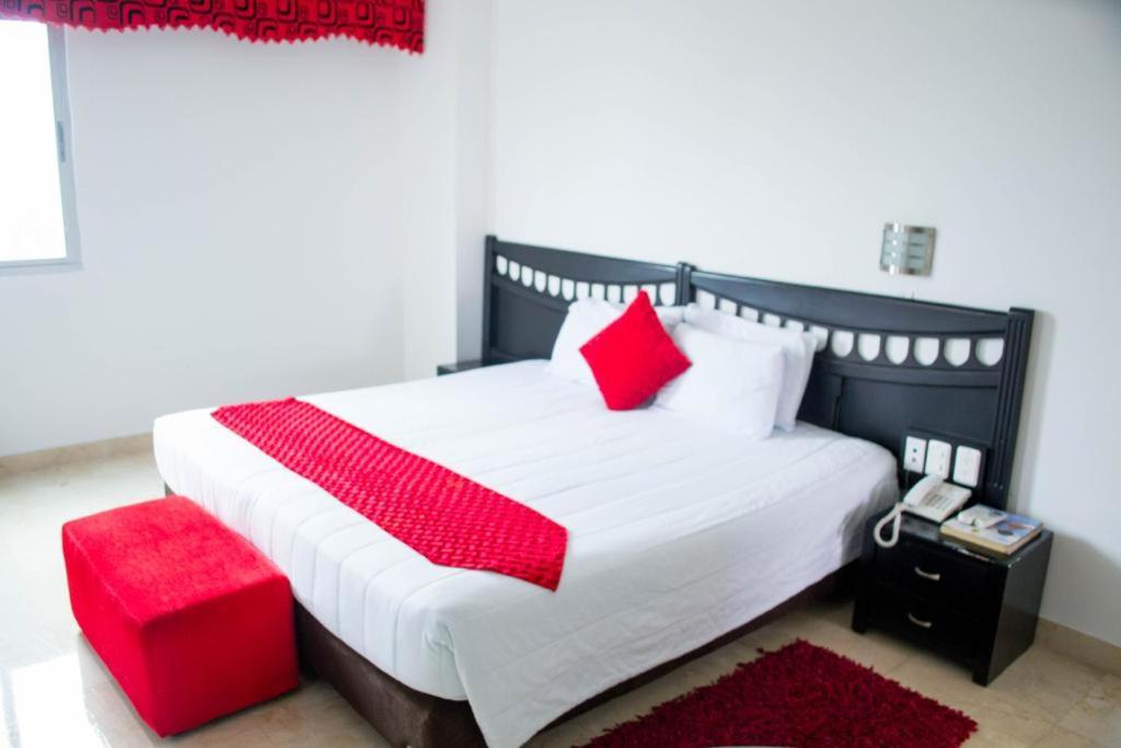 בארנקווילה Hotel Suite Continental מראה חיצוני תמונה