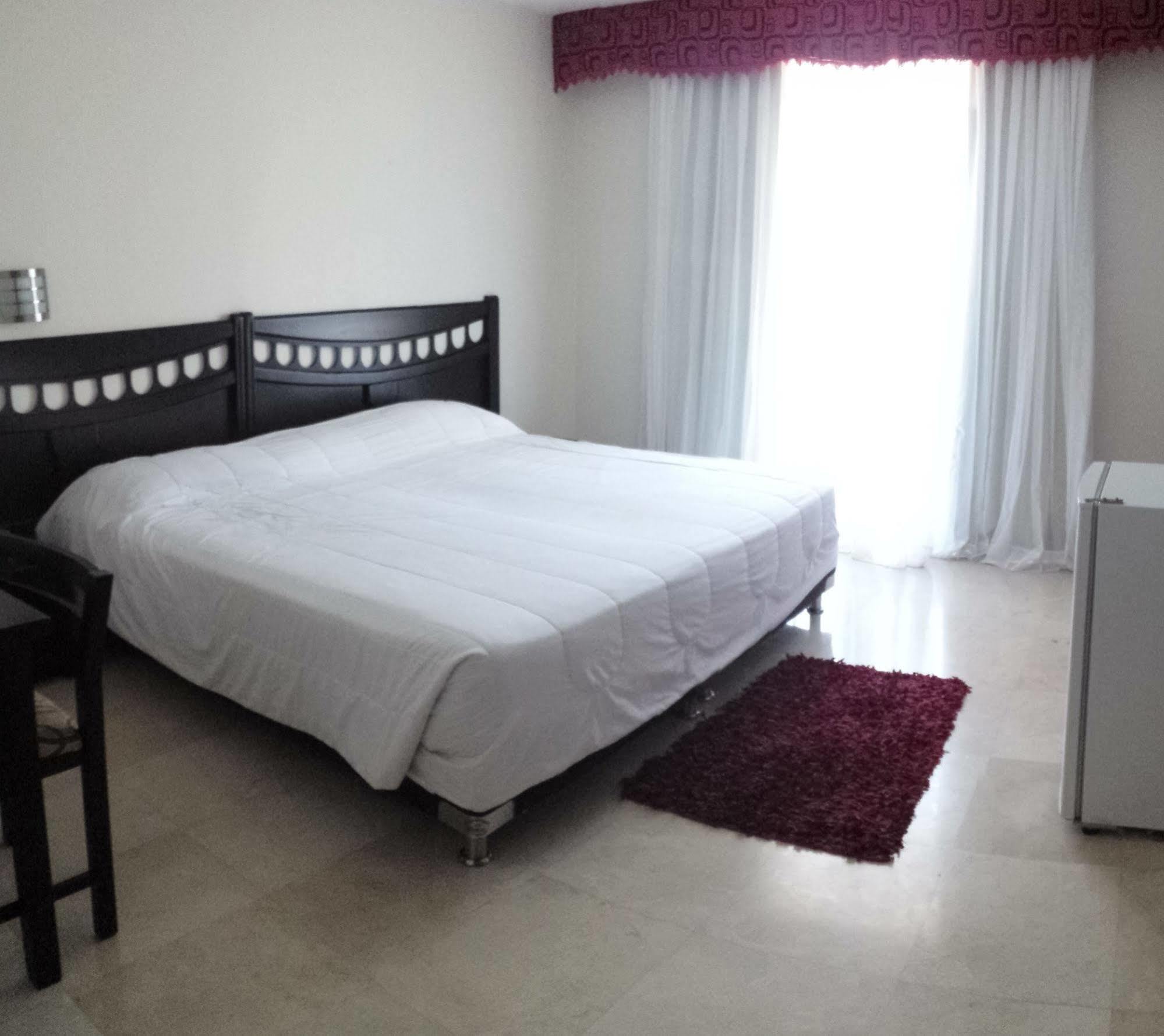 בארנקווילה Hotel Suite Continental מראה חיצוני תמונה