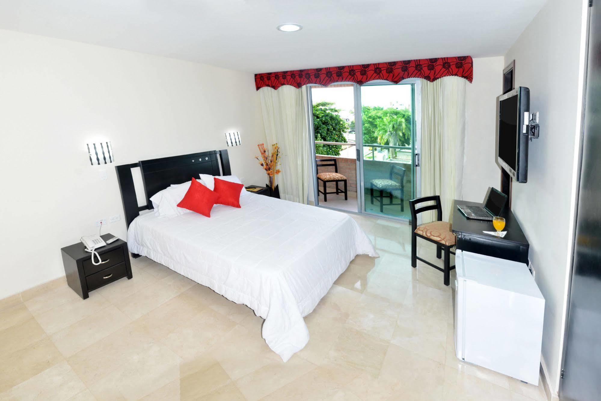 בארנקווילה Hotel Suite Continental מראה חיצוני תמונה