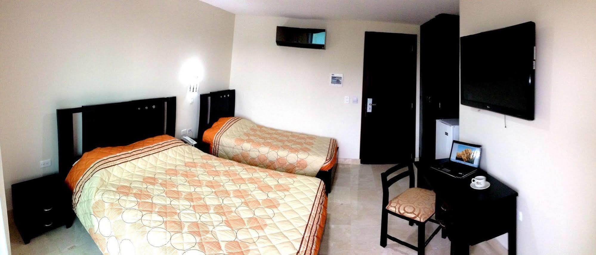 בארנקווילה Hotel Suite Continental מראה חיצוני תמונה
